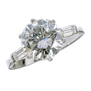 Platinum Diamond Ring